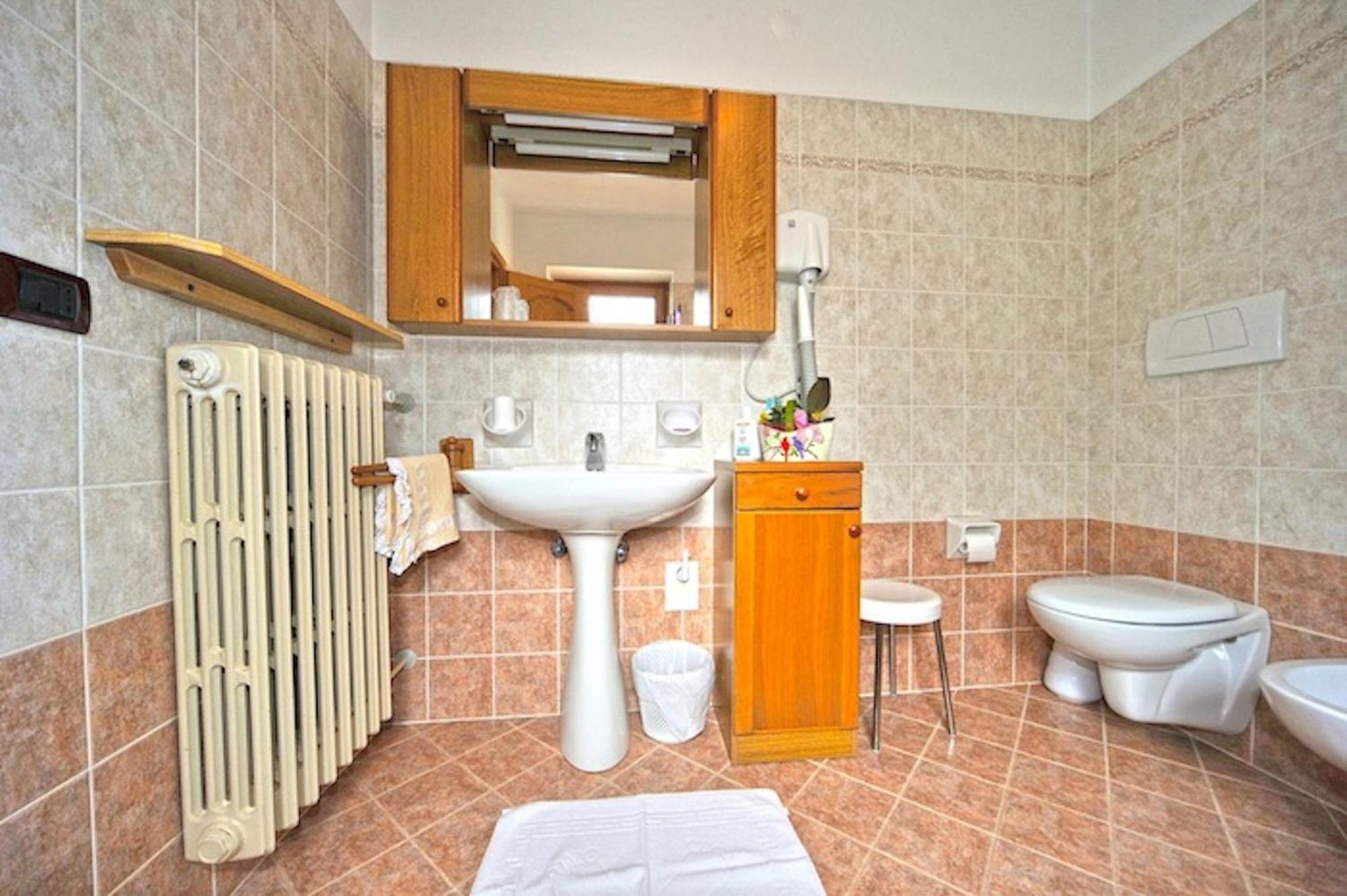 Albergo Ristorante Alle Codole Canale dʼAgordo Habitación foto